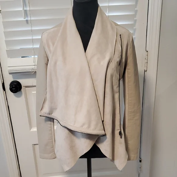 Blank NYC Cream Asymmetrical Faux Suede And Faux Leather Zip Up Jacket - Picture 5 of 15